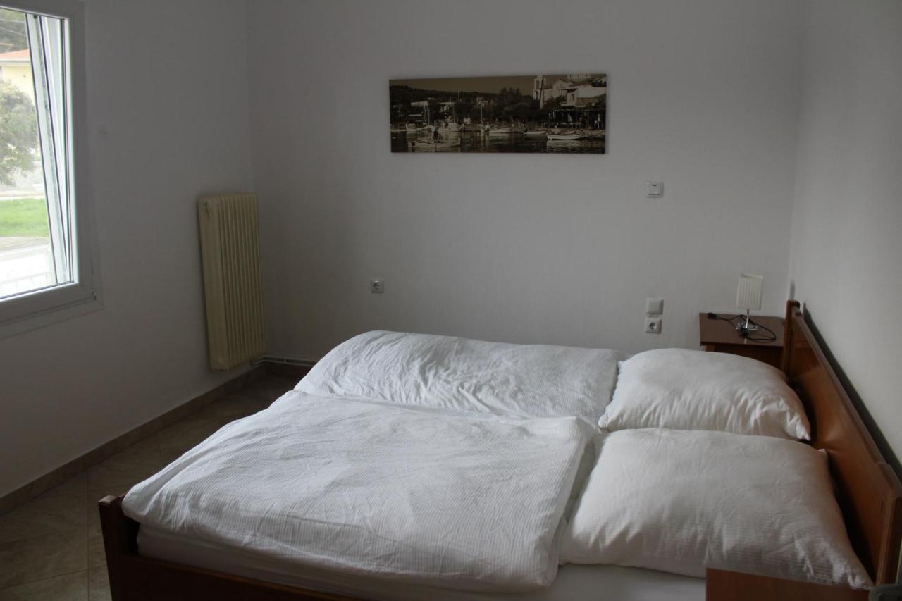 Pares Comfort Apartment Nea Karvali Dış mekan fotoğraf