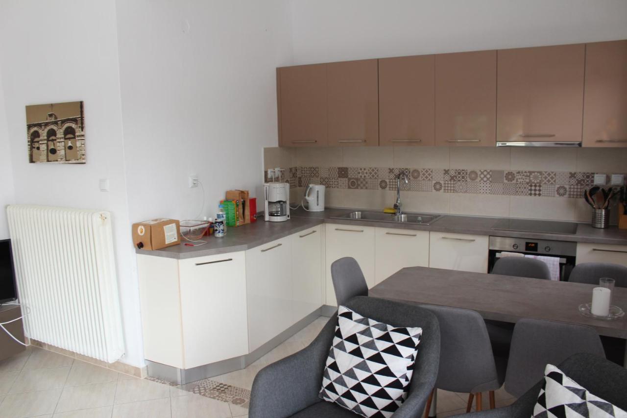 Pares Comfort Apartment Nea Karvali Dış mekan fotoğraf