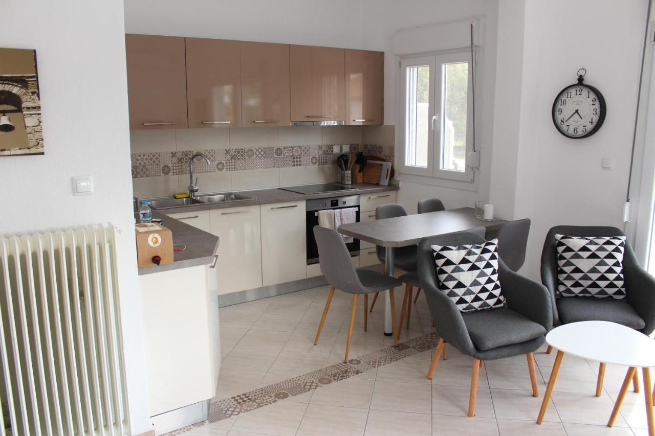 Pares Comfort Apartment Nea Karvali Dış mekan fotoğraf